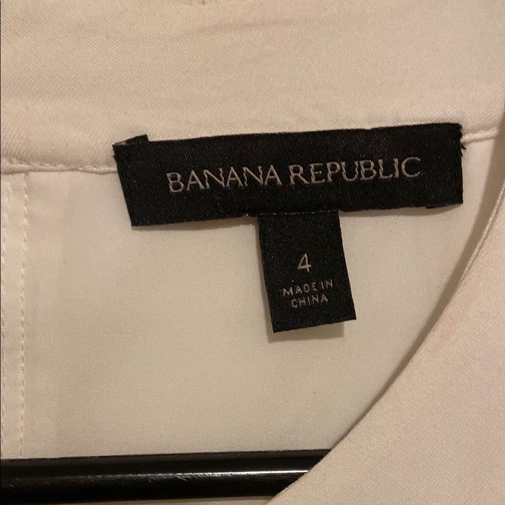 Banana Republic Sleeveless Dress - Picture 2 of 7